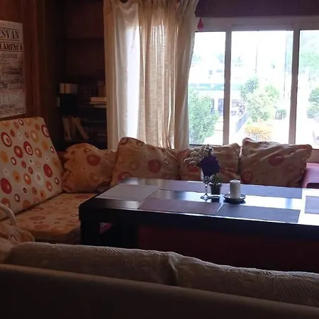 Casa En El Rio * Gelves